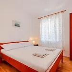 A1-apartment 50m From The With The Sea View Appartement