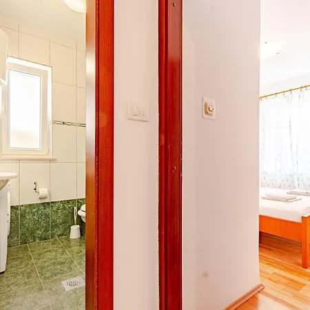 A1-apartment 50m From The With The Sea View Apartamento