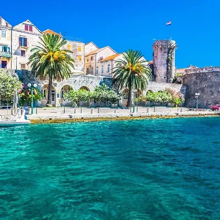 A1-apartment 50m From The With The Sea View Apartment *