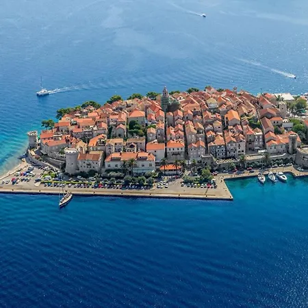A1-apartment 50m From The With The Sea View Korcula Town