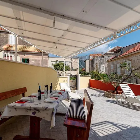 Apartment A1-apartment 50m From The With The Sea View