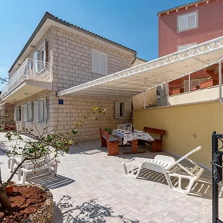 Apartment A1-apartment 50m From The With The Sea View