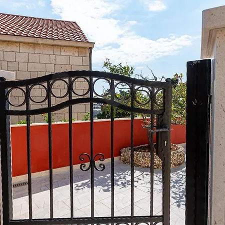 アパート A1-apartment 50m From The With The Sea View *