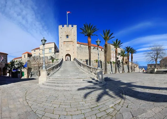 A1-apartment 50m From The With The Sea View Apartment *