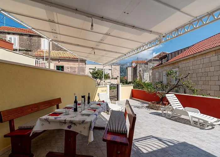 Apartment A1-apartment 50m From The With The Sea View