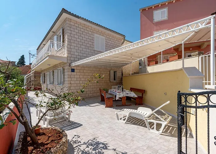 Apartment A1-apartment 50m From The With The Sea View